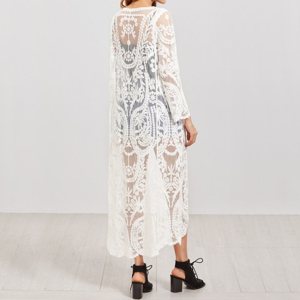 White Lace Long Sleeve Kimono